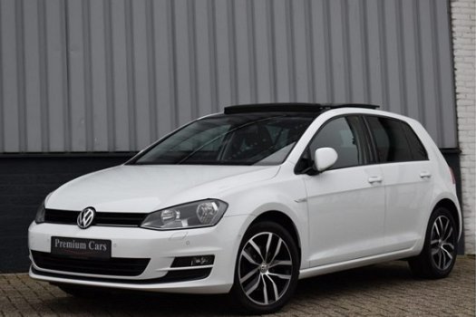 Volkswagen Golf - 1.4 TSI Highline 140 Pk DSG7 Panorama Park Assist 17 Inch Madrid - 1