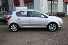 Opel Corsa - 1.2-16V Cosmo