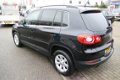 Volkswagen Tiguan - 1.4 TSI Trend&Fun 4Motion Airco Navi 2009 - 1 - Thumbnail