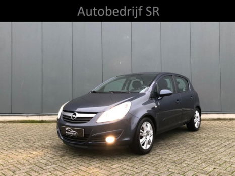 Opel Corsa - 1.4-16V Cosmo Airco / Half leer / Navi / Nap - 1