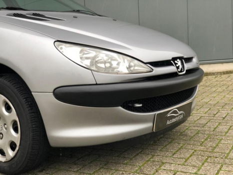 Peugeot 206 - 1.4 Air-line Airco / Nieuwe APK / 5 deurs / NAP - 1