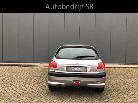 Peugeot 206 - 1.4 Air-line Airco / Nieuwe APK / 5 deurs / NAP - 1