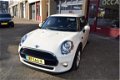 Mini Mini Cooper - 1.5 Serious Business Grote Navi, PDC, Cruise contol, Multi. Funct. stuur JCW, - 1 - Thumbnail