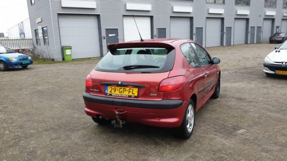 Peugeot 206 - 1.4 XS PRIMA RIJDENDE AUTO, NIEUWE APK KEURING BIJ AANKOOP - 1