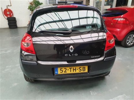 Renault Clio - 1.2-16V Expression /AIRCO/APK - 1