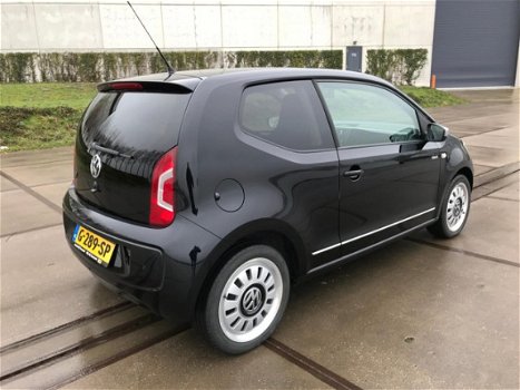 Volkswagen Up! - 1.0 high up - 1