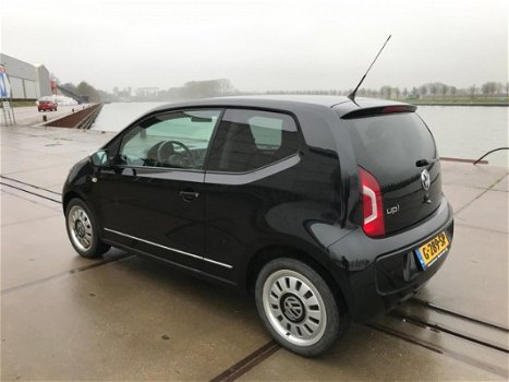 Volkswagen Up! - 1.0 high up - 1