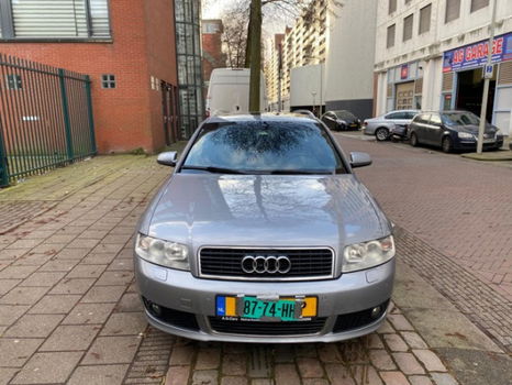 Audi A4 Avant - 2.5 TDI quattro Pro Line - 1