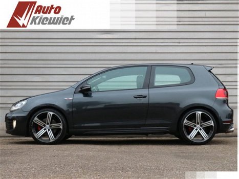 Volkswagen Golf - 2.0 GTI /NAP/Navi Groot/19 inch/Xenon/PDC 2x - 1