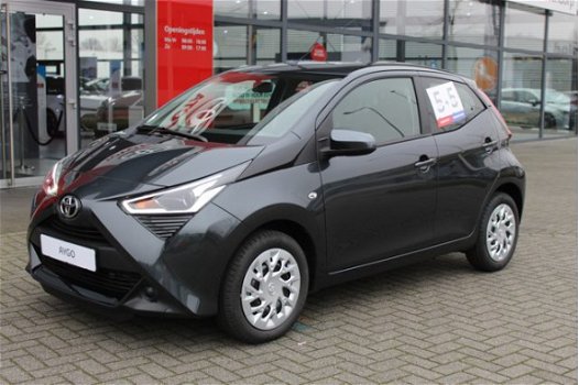 Toyota Aygo - 1.0 VVT-i x-play | 5 jaar garantie + 5 jaar gratis onderhoud - 1