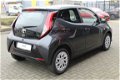 Toyota Aygo - 1.0 VVT-i x-play | 5 jaar garantie + 5 jaar gratis onderhoud - 1 - Thumbnail