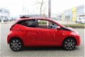 Toyota Aygo - 1.0 VVT-i x-joy met x-shift | 5 jaar garantie + 5 jaar gratis onderhoud - 1 - Thumbnail