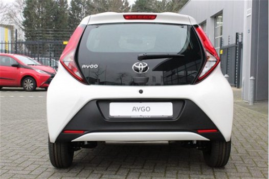 Toyota Aygo - 1.0 VVT-i x-fun | 5 jaar garantie + 5 jaar gratis onderhoud - 1