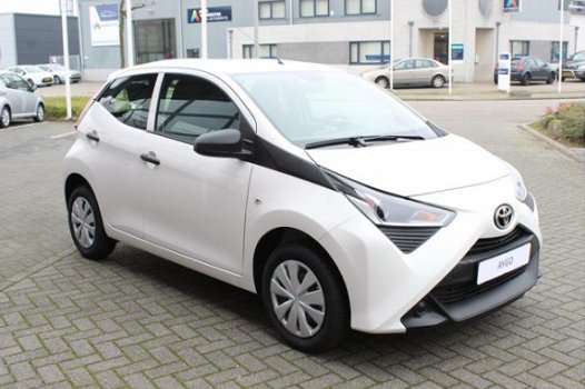 Toyota Aygo - 1.0 VVT-i x-fun | 5 jaar garantie + 5 jaar gratis onderhoud - 1