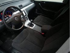 Volkswagen Passat - 2.0 FSI Comfortline Business 4M
