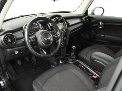 Mini Mini Cooper - 1.5 Business | Navi | Airco | Cruise | Eerste Eigenaar - 1