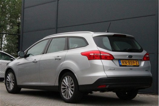 Ford Focus Wagon - 1.0 100pk Titanium | Dealer onderhouden | Climate control | Navigatie | Cruise co - 1