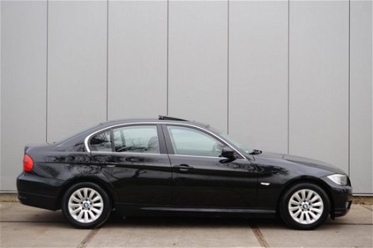 BMW 3-serie - 325i High Executive | Leer | Automaat | Schuifdak | Trekhaak | 1e Eigenaar - 1