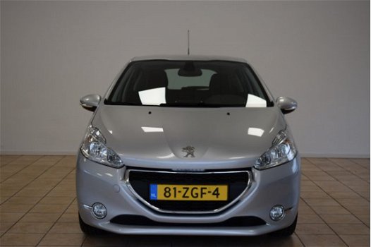 Peugeot 208 - 1.2 VTi Envy Navigatie/Cruise-control/PDC/Dealer onderhouden - 1