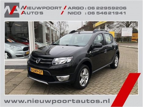 Dacia Sandero - 0.9 TCe Stepway Lauréate Trekhaak, Navi, Airco, Pdc - 1