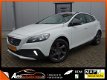 Volvo V40 Cross Country - 1.6 T4 Momentum 180pk Navigatie Clima Cruise NL-geleverd NIEUWSTAAT - 1 - Thumbnail