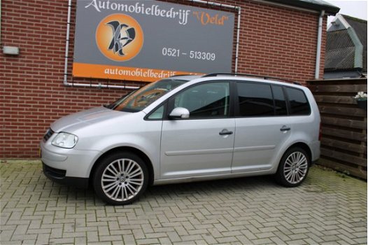 Volkswagen Touran - 1.6 Optive II - 1