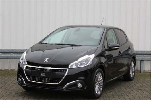 Peugeot 208 - 1.2 82pk Signature NAVI, LM VELGEN - 1