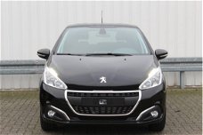 Peugeot 208 - 1.2 82pk Signature NAVI, LM VELGEN