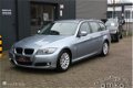 BMW 3-serie Touring - 320i Executive / CRUISE C. / CLIMATE C / LM. VELGEN / ENZ - 1 - Thumbnail