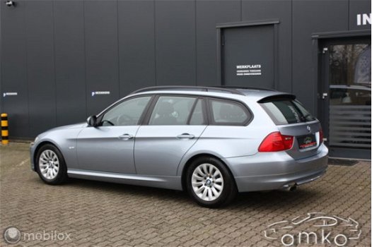 BMW 3-serie Touring - 320i Executive / CRUISE C. / CLIMATE C / LM. VELGEN / ENZ - 1