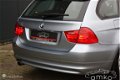 BMW 3-serie Touring - 320i Executive / CRUISE C. / CLIMATE C / LM. VELGEN / ENZ - 1 - Thumbnail