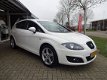 Seat Leon - 1.6 TDI Style AIRCO / NAVI / PDC / AUTOMAAT - 1 - Thumbnail