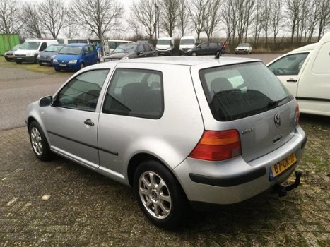 Volkswagen Golf - 1.4-16V - 1