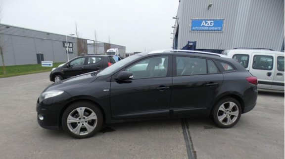 Renault Mégane Estate - 1.5 dCi Bose / Navi / Clima / Pdc / Cruise - 1