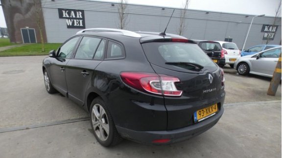 Renault Mégane Estate - 1.5 dCi Bose / Navi / Clima / Pdc / Cruise - 1