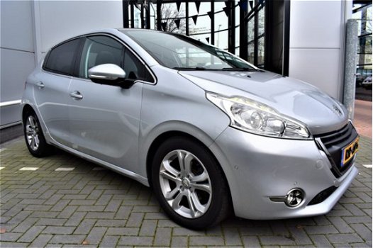 Peugeot 208 - 1.6 VTi Allure NAVI LEER CLIMATE PANODAK AUTOMAAT - 1