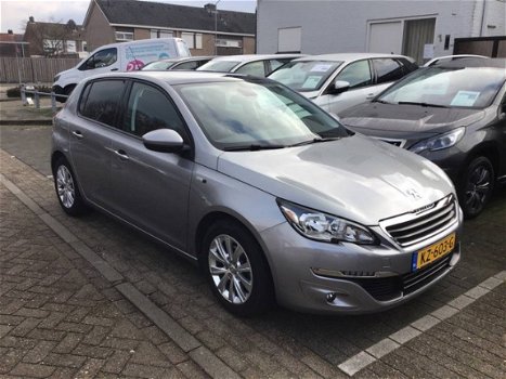 Peugeot 308 - 1.2 110pk Style | Panoramadak | Navigatie | Parkeersensoren | 16