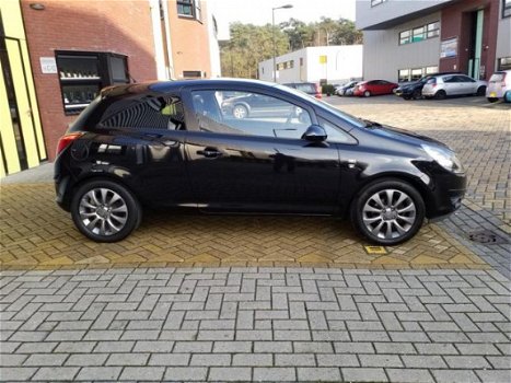 Opel Corsa - 1.2-16V '111' Edition Zwart Airco 2e eigenaar - 1