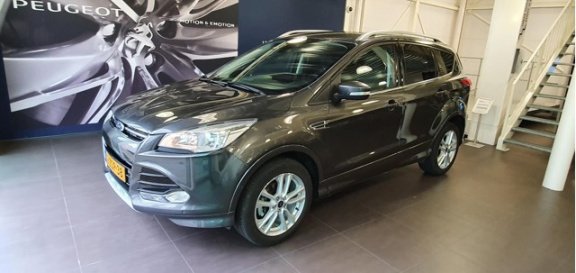 Ford Kuga - 1.6 EcoBoost 150pk 2WD Titanum Plus - 1