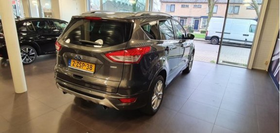 Ford Kuga - 1.6 EcoBoost 150pk 2WD Titanum Plus - 1