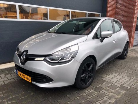 Renault Clio - 0.9 TCe Expression 2013 5 drs - 1