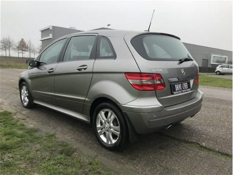 Mercedes-Benz B-klasse - 200 Avantgarde 2006 Automaat met Leder/Climate - 1