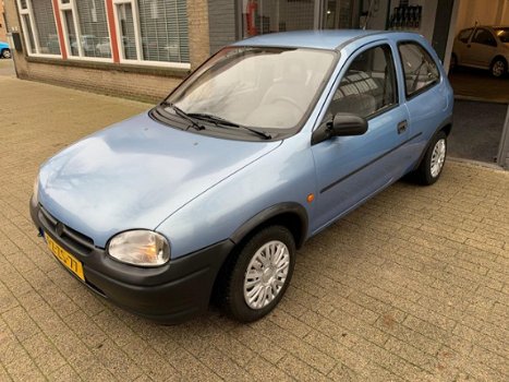 Opel Corsa - 1.2iE Swing APK tot November 2020 - 1