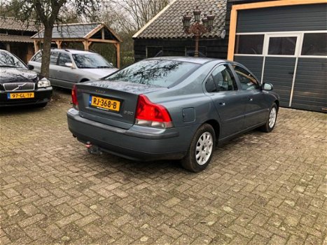 Volvo S60 - 2.4 170pk - 1