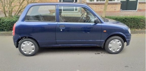 Daihatsu Cuore - 1.0-12V DVVT STi keurig wagentje - 1