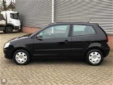 Volkswagen Polo - 1.2-12V Trendline NIEUWSTAAT