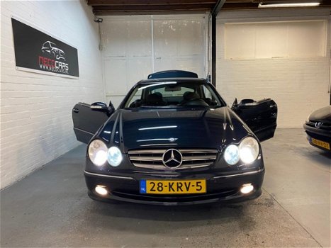 Mercedes-Benz CLK-klasse Coupé - 240 Elegance SUPER MOOI//MULTIMEDIA SYSTEEM//NAP-BOM VOL - 1