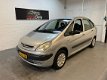 Citroën Xsara Picasso - 1.8i-16V Différence 2 NETTE AUTO//RIJD SCHAKELD GOED//AIRCO - 1 - Thumbnail