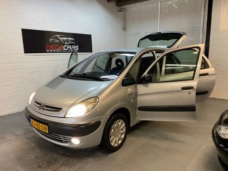 Citroën Xsara Picasso - 1.8i-16V Différence 2 NETTE AUTO//RIJD SCHAKELD GOED//AIRCO - 1