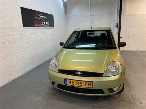 Ford Fiesta - 1.3 Futura AIRCO//LM VELGEN//RIJD SCHAKELD GED - 1